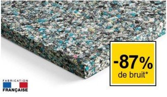Réalisation d’un échantillon d’isolant en sol grenier : mousse rigide, aspect granuleux, avec étiquette "-87% de bruit*" sur fond blanc.