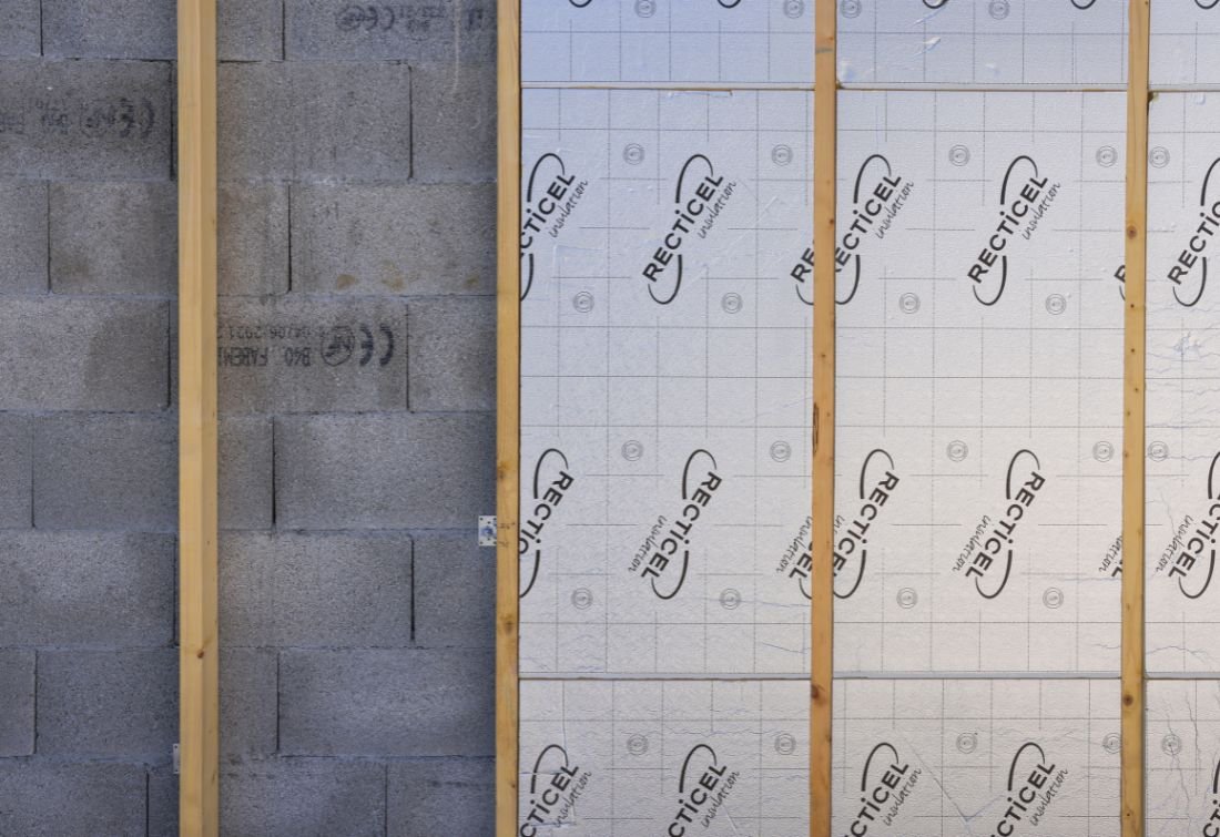 Panneaux isolants en polyuréthane pour façade : guide complet ITE